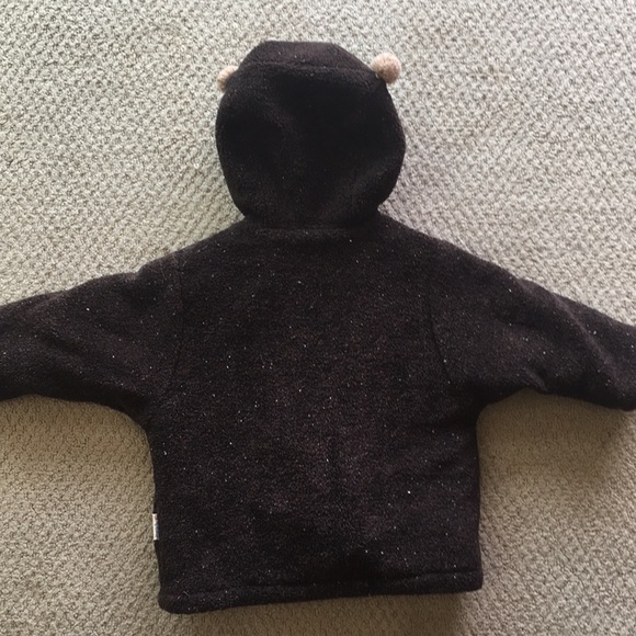 High-end Alphabet Bear Jacket with Ears. - Picture 3 of 3